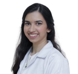 Dr Maheen Liaquat Female Dentist Alvi Dental